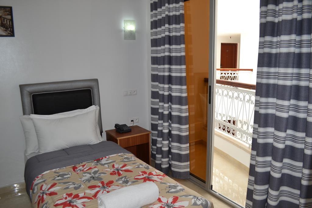 Hotel La Place الجديدة الغرفة الصورة