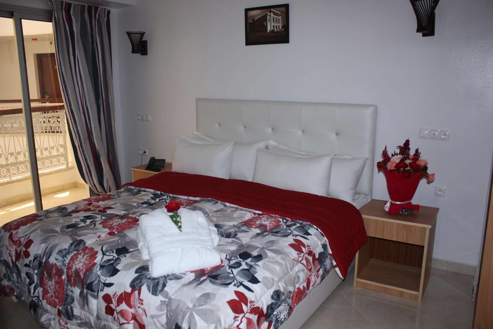 Hotel La Place الجديدة المظهر الخارجي الصورة