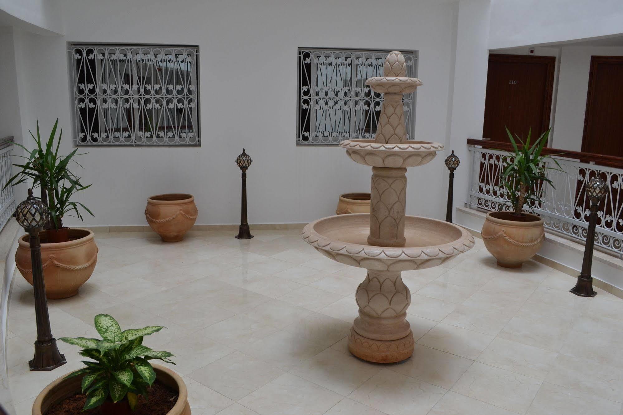 Hotel La Place الجديدة المظهر الخارجي الصورة
